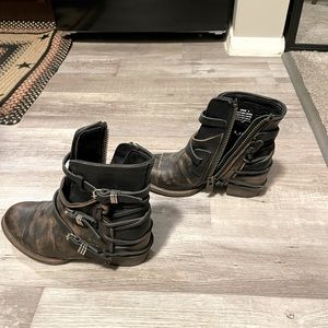 Freebird booties size 8